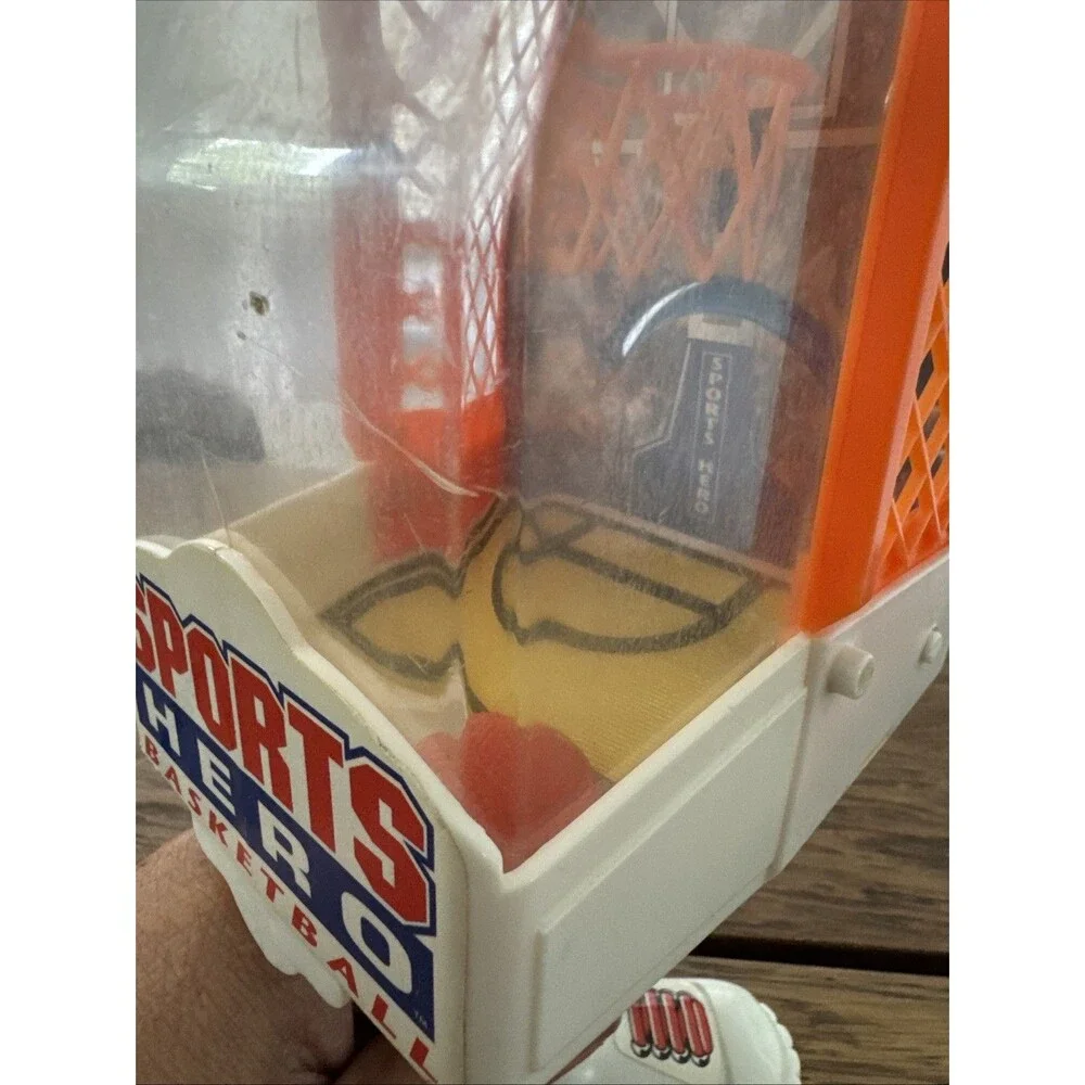 Vintage 1994 Sports Hero Sky Slam Basketball Game Works Toy NBA